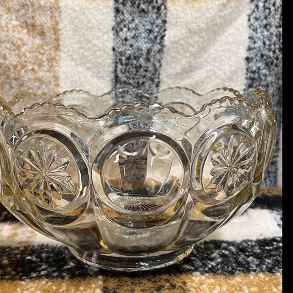 Large Tiffin Franciscan stars and moon punch bowl with diamond scalloped edge - Picture 6 of 6